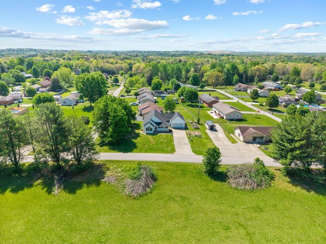 3033 Clear Springs Drive, London, KY 40744