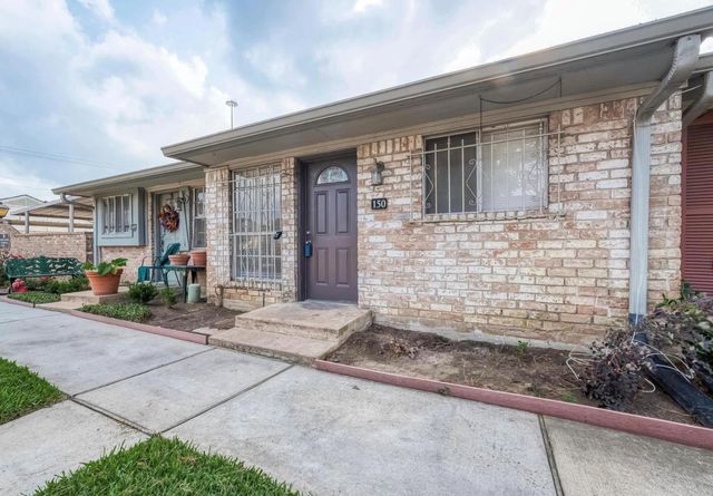1108 W Tri Oaks Lane 150, Houston, TX 77043