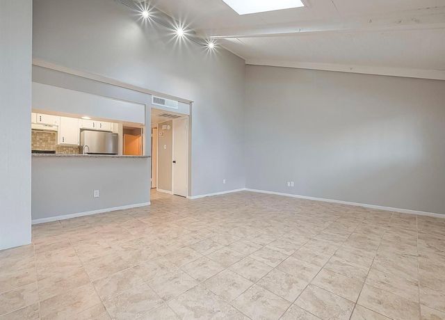 1108 W Tri Oaks Lane 150, Houston, TX 77043