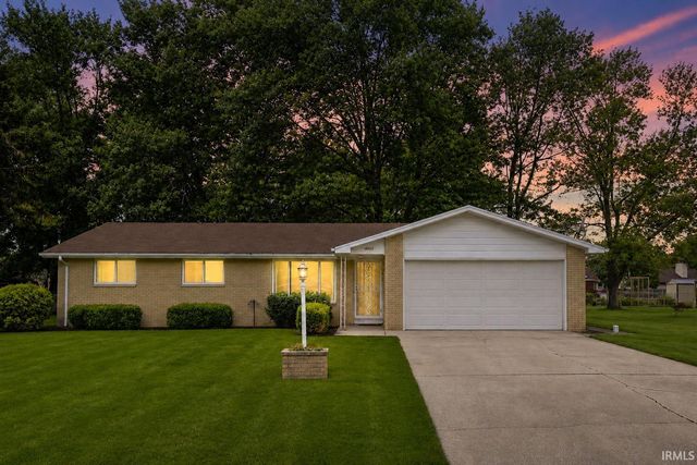 4002 E Saddle Drive, Fort Wayne, IN 46804