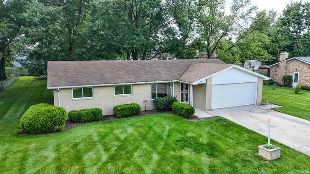 4002 E Saddle Drive, Fort Wayne, IN 46804