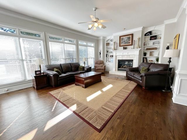 5337 Cabot Creek Drive, Buford, GA 30518
