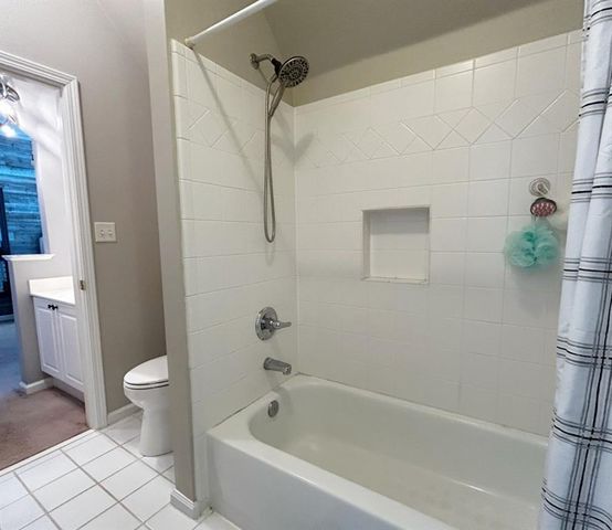 5337 Cabot Creek Drive, Buford, GA 30518