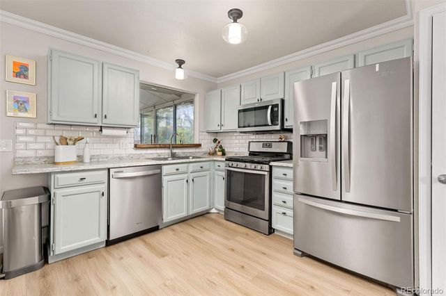 2607 W 100th Place, Denver, CO 80260