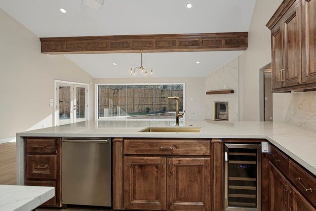 46 N Autumnwood Way, The Woodlands, TX 77380