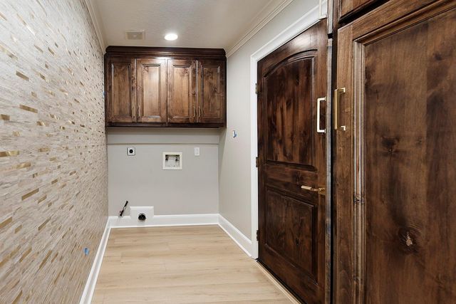 46 N Autumnwood Way, The Woodlands, TX 77380