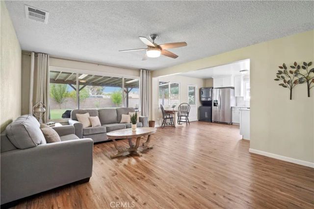 44325 3rd Street East, Lancaster, CA 93535