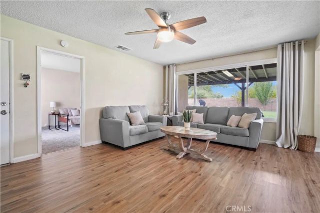 44325 3rd Street East, Lancaster, CA 93535