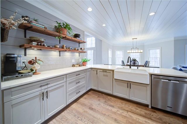 432 Deans Drive, Dawsonville, GA 30534