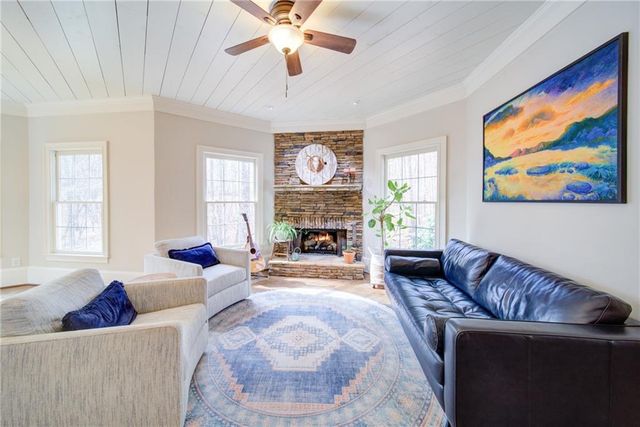 432 Deans Drive, Dawsonville, GA 30534