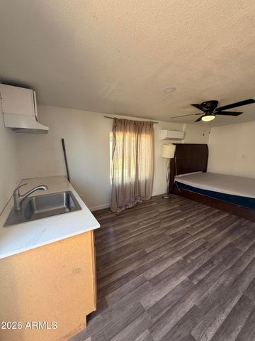 6944 W VERDE Lane, Phoenix, AZ 85033