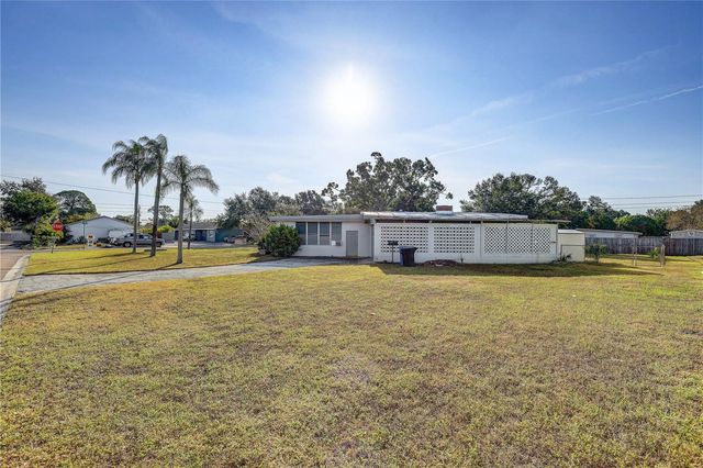 1000 61ST AVENUE N, St Petersburg, FL 33703