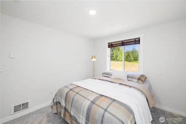 14715 318th Street E, Graham, WA 98338