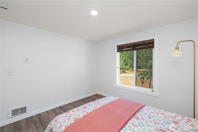 14715 318th Street E, Graham, WA 98338