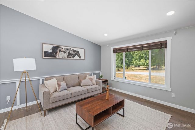 14715 318th Street E, Graham, WA 98338