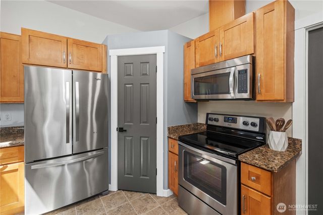 14715 318th Street E, Graham, WA 98338