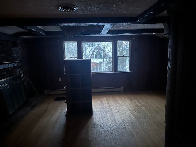 107 N Leyden St, Brockton, MA 02302