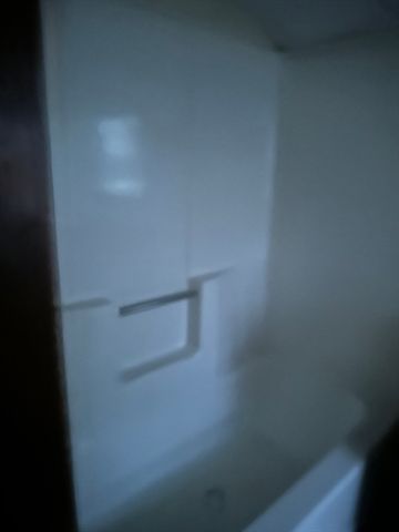 107 N Leyden St, Brockton, MA 02302