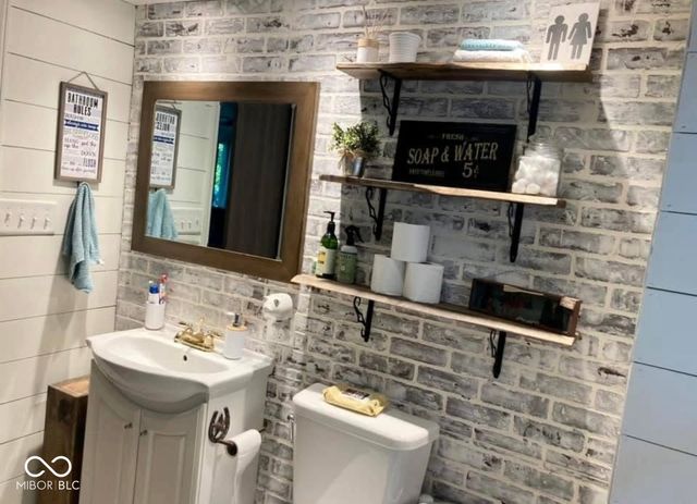 7772 Bellsville Pike, Nashville, IN 47448