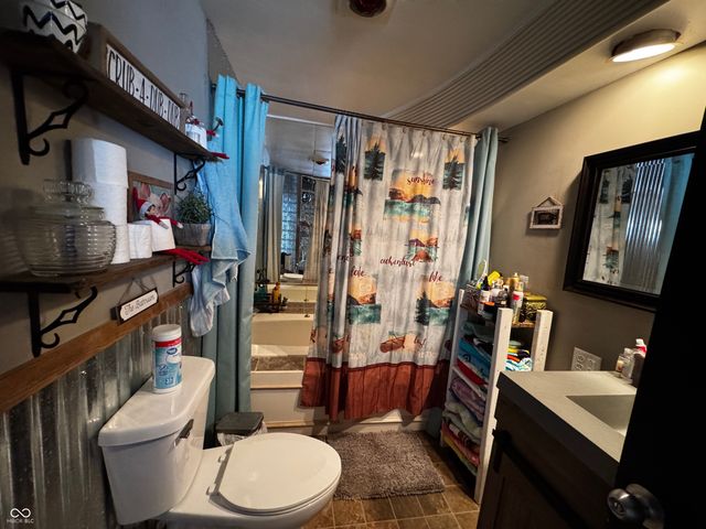 7772 Bellsville Pike, Nashville, IN 47448