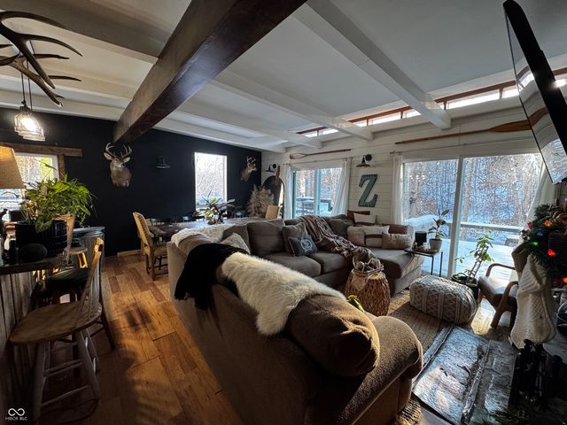 7772 Bellsville Pike, Nashville, IN 47448