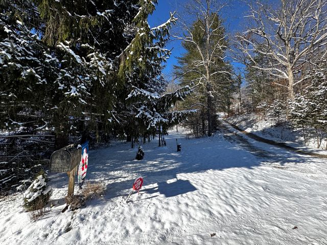 7772 Bellsville Pike, Nashville, IN 47448