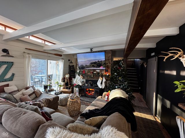 7772 Bellsville Pike, Nashville, IN 47448