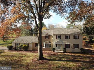370 HIGHLAND RD, West Chester, PA 19382