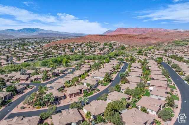 1584 N RAVEN LN, St. George, UT 84770