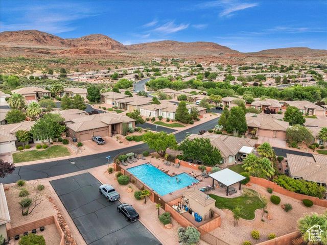 1584 N RAVEN LN, St. George, UT 84770