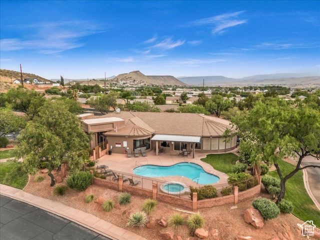 1584 N RAVEN LN, St. George, UT 84770