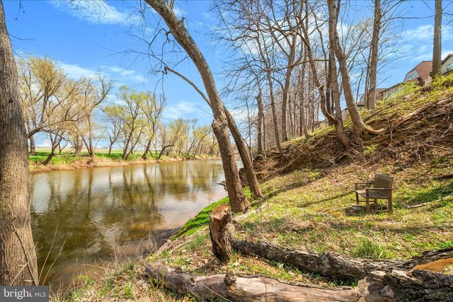 2830 MILL ISLAND PKWY, Frederick, MD 21701