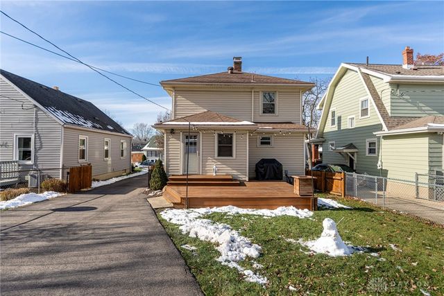 1820 John Glenn Road, Dayton, OH 45420