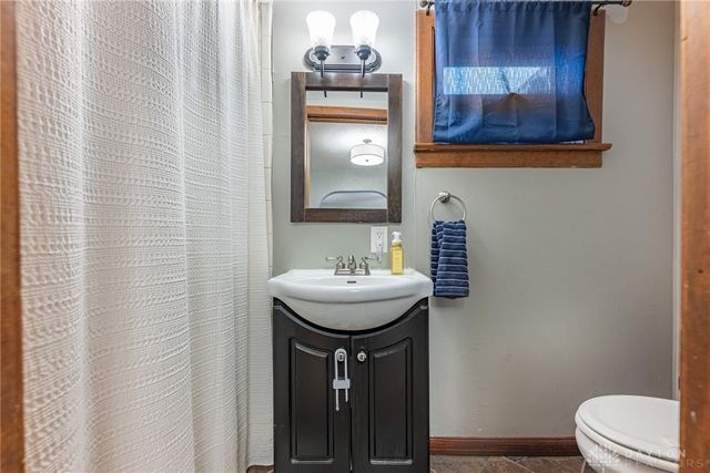 1820 John Glenn Road, Dayton, OH 45420