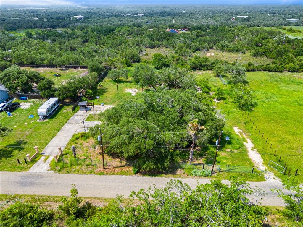 1520 Eighteenth St, Rockport, TX 78382 — photo 4