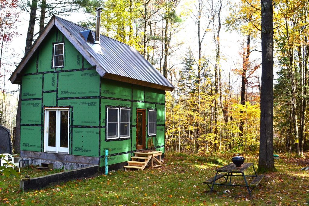 2305 West Hill Road, Roxbury, VT 05669