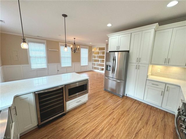 865 W Ocean View AVE, Norfolk, VA 23503