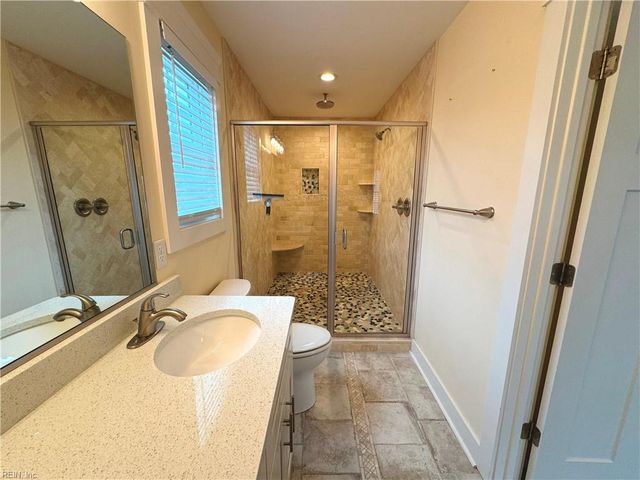 865 W Ocean View AVE, Norfolk, VA 23503