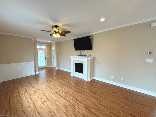 865 W Ocean View AVE, Norfolk, VA 23503