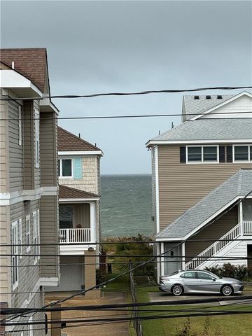 865 W Ocean View AVE, Norfolk, VA 23503