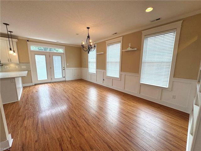 865 W Ocean View AVE, Norfolk, VA 23503