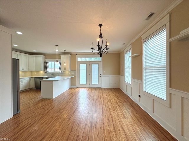 865 W Ocean View AVE, Norfolk, VA 23503