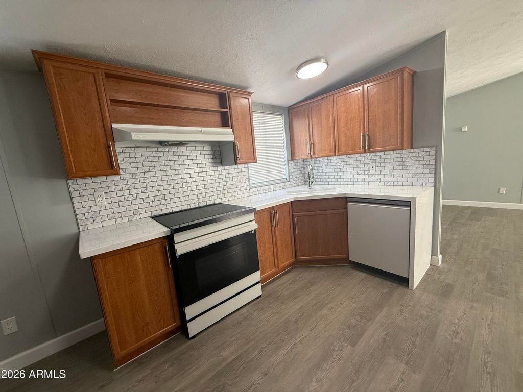 8320 E BROADWAY Road, Mesa, AZ 85208 — photo 4