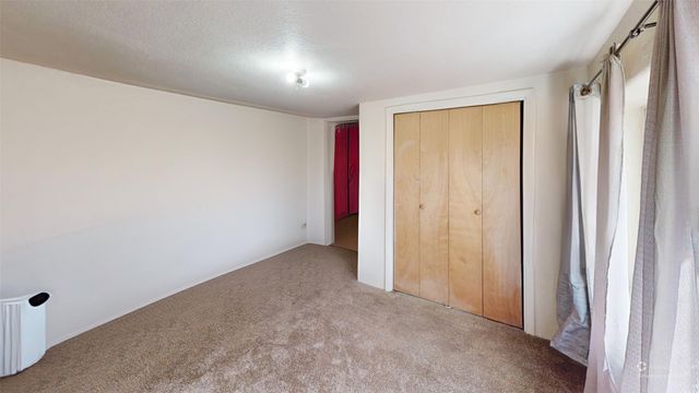 1320 Private Drive 18, Cordova, NM 87523