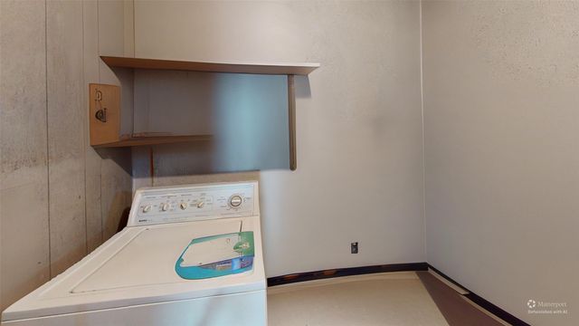 1320 Private Drive 18, Cordova, NM 87523