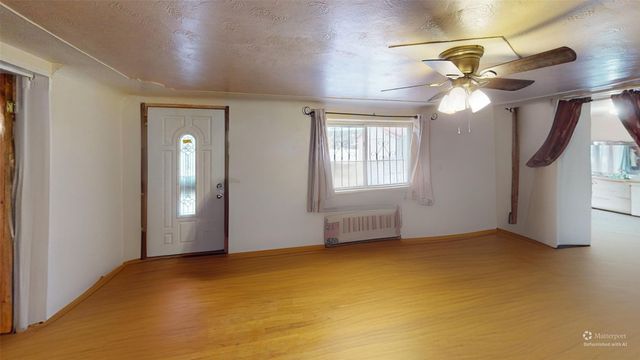 1320 Private Drive 18, Cordova, NM 87523