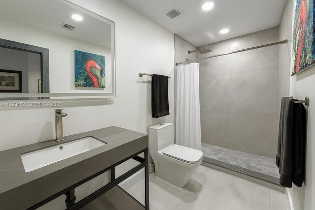 926 NW 59th St 3, Miami, FL 33127