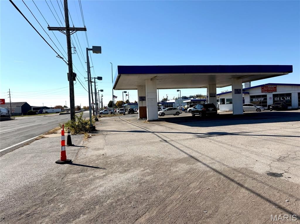 6053 N Lindbergh Boulevard, St Louis, MO 63042