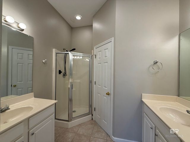 4 Yacht Club Drive 9, Daphne, AL 36526