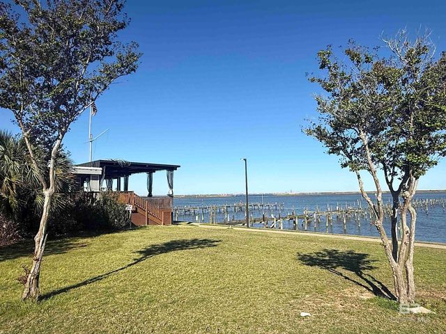 4 Yacht Club Drive 9, Daphne, AL 36526